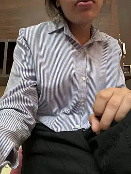 modelnishu online show from 02-06-26, 01:54