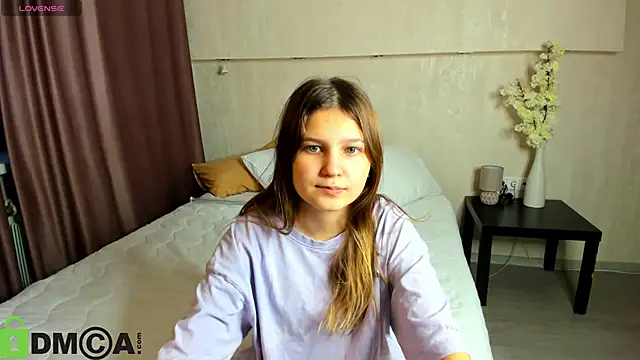 Snapshot of Elle_Ellise chatting on 09-30-25, 12:15 Elle Ellise online show from 09-30-25, 12:15