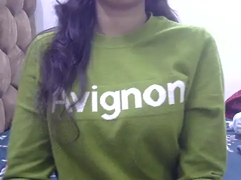 Snapshot of SONIYA_47 chatting on 11-19-25, 07:19 SONIYA 47 online show from 11-19-25, 07:19