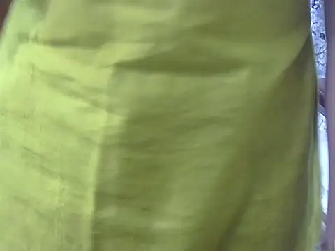 Snapshot of SONIYA_47 chatting on 11-19-25, 07:58 SONIYA 47 online show from 11-19-25, 07:58