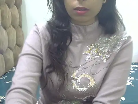 Snapshot of SONIYA_47 chatting on 11-20-25, 03:01 SONIYA 47 online show from 11-20-25, 03:01