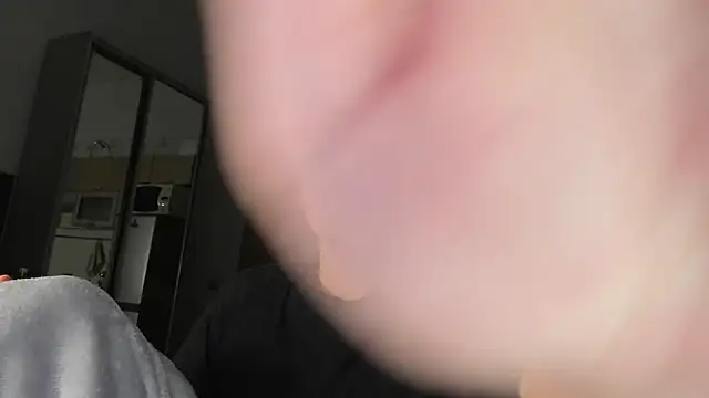 Snapshot of mystic_evan chatting on 09-26-25, 11:20 mystic evan online show from 09-26-25, 11:20