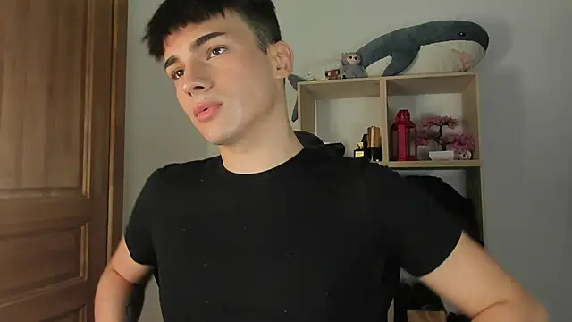 Snapshot of mystic_evan chatting on 11-09-25, 10:35 mystic evan online show from 11-09-25, 10:35