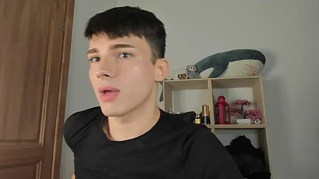 Snapshot of mystic_evan chatting on 11-11-25, 11:27 mystic evan online show from 11-11-25, 11:27