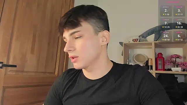 Snapshot of mystic_evan chatting on 11-27-25, 06:10 mystic evan online show from 11-27-25, 06:10