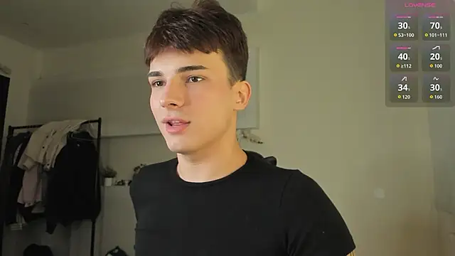 Snapshot of mystic_evan chatting on 03-11-26, 08:04 mystic evan online show from 03-11-26, 08:04