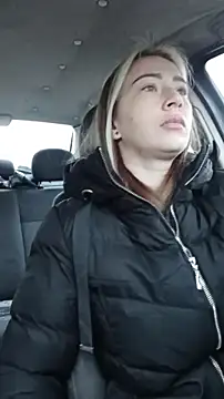 Reina Cummings online show from 12-16-25, 06:07