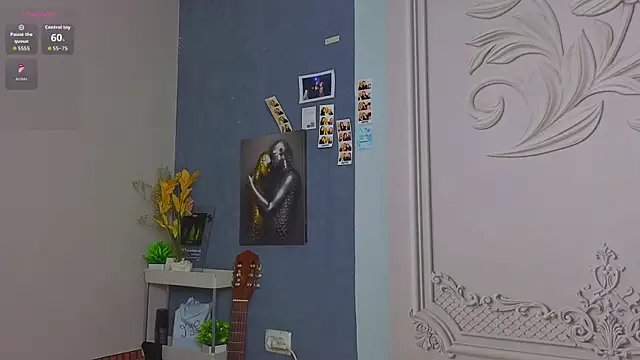 Snapshot of Katrinafoxxx chatting on 11-28-25, 04:53 Katrinafoxxx online show from 11-28-25, 04:53