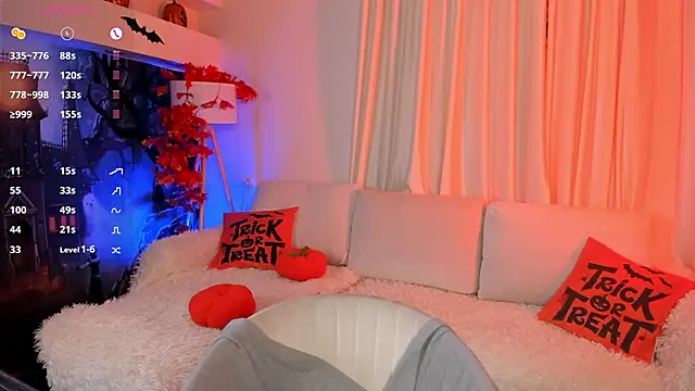 Snapshot of LilLisa chatting on 10-26-25, 04:02 LilLisa online show from 10-26-25, 04:02