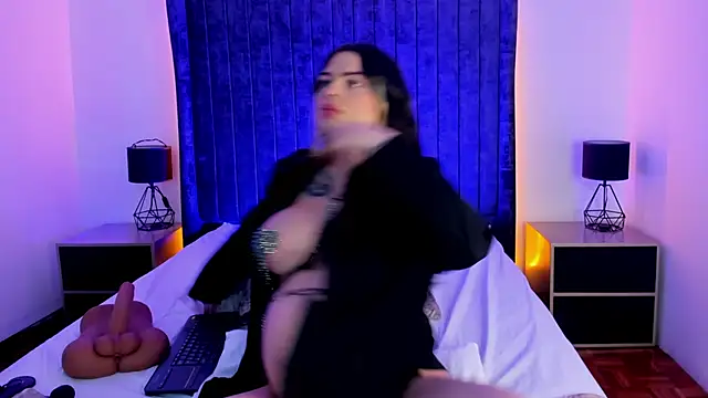 TahliaNovoa online show from 10-25-25, 04:31