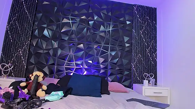 Snapshot of VictoriaSanz_ chatting on 10-08-25, 05:27 VictoriaSanz online show from 10-08-25, 05:27