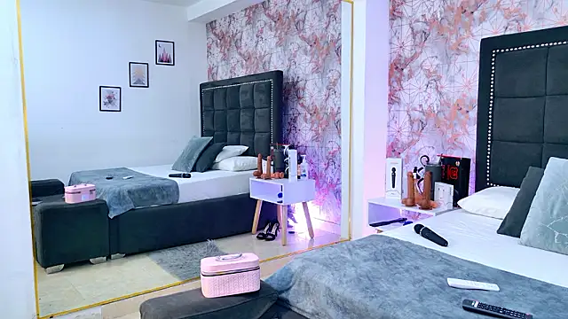 Angelique Angell online show from 01-31-26, 07:56