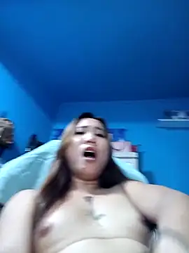 Snapshot of Yourdream07mixcey chatting on 10-09-25, 09:40 Yourdream07mixcey online show from 10-09-25, 09:40