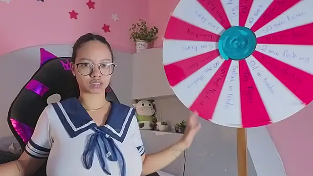 Snapshot of CandelaCool_ chatting on 10-26-25, 01:28 CandelaCool online show from 10-26-25, 01:28