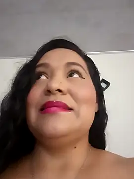 Snapshot of Laurasofia01 chatting on 10-09-25, 04:54 Laurasofia01 online show from 10-09-25, 04:54