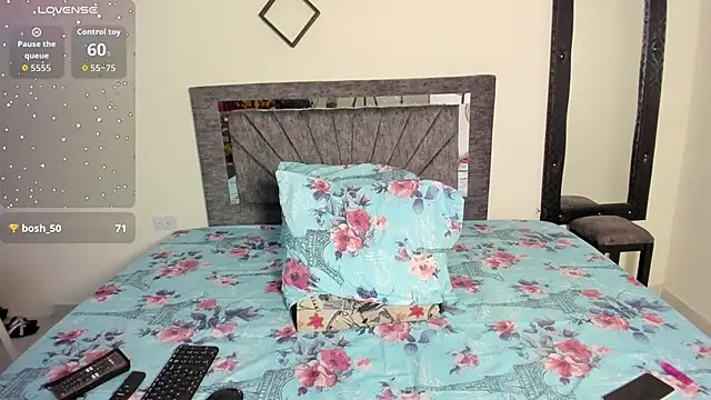 Snapshot of Laurasofia01 chatting on 10-09-25, 05:00 Laurasofia01 online show from 10-09-25, 05:00