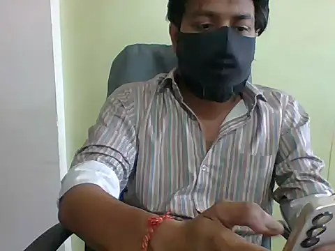 Snapshot of autophile-indian chatting on 09-16-25, 10:38 autophile-indian online show from 09-16-25, 10:38