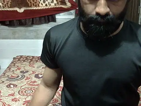 Snapshot of autophile-indian chatting on 10-10-25, 07:13 autophile-indian online show from 10-10-25, 07:13