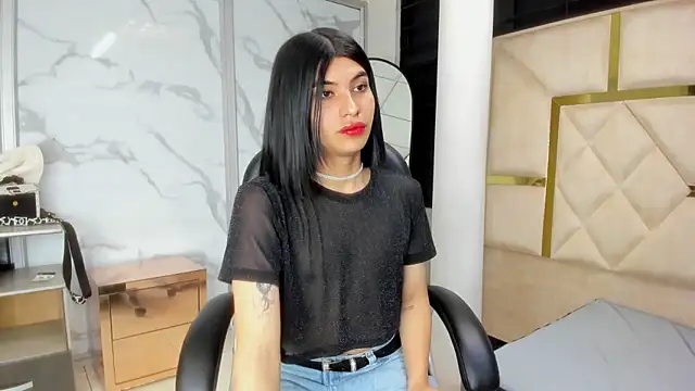 Allisonts69 online show from 12-18-25, 03:56