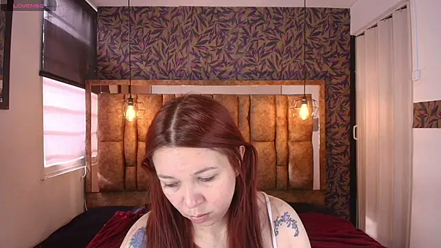 Isa Thompson   online show from 03-21-26, 01:26