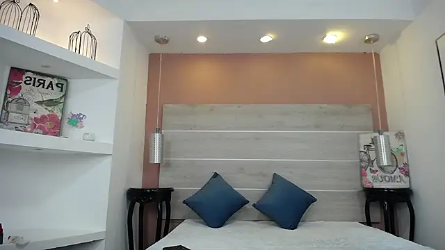 AlexandraCambell online show from 10-27-25, 11:58