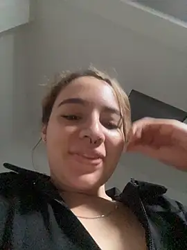 Snapshot of karla-thomsom10 chatting on 03-05-26, 06:37 karla-thomsom10 online show from 03-05-26, 06:37