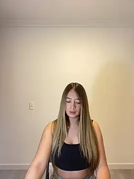 Zara Ross online show from 10-12-25, 03:05