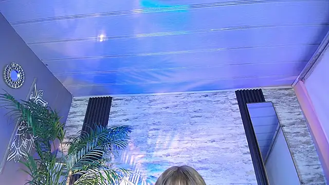 Snapshot of sakuramoss chatting on 01-06-26, 11:25 sakuramoss online show from 01-06-26, 11:25