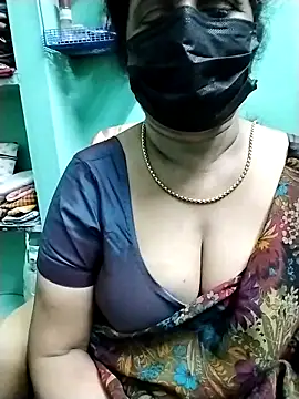 Snapshot of aarthika chatting on 10-13-25, 12:49 aarthika online show from 10-13-25, 12:49