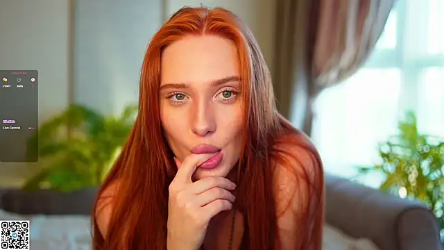 Snapshot of KissOfFlame chatting on 12-14-25, 07:58 KissOfFlame online show from 12-14-25, 07:58