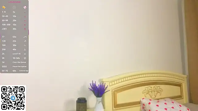 EnricaElis online show from 04-21-26, 01:42