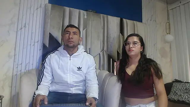 Snapshot of Morganandmegan chatting on 10-04-25, 11:19 Morganandmegan online show from 10-04-25, 11:19