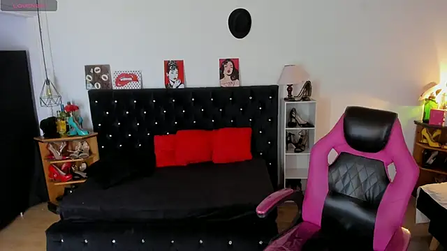 D Martii online show from 12-16-25, 11:04