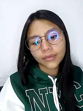 SofieLove 01 online show from 01-16-26, 08:29