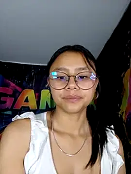 SofieLove 01 online show from 04-23-26, 07:09