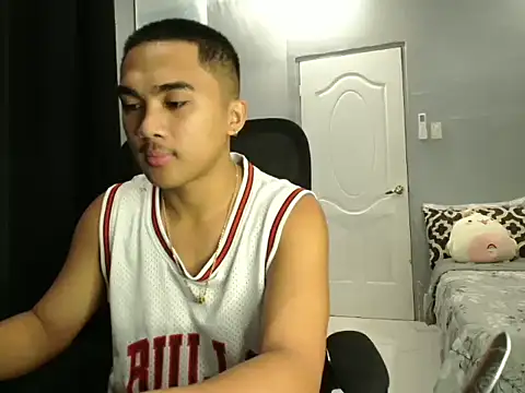 Snapshot of pinoyAdrianneXXX chatting on 09-29-25, 10:25 pinoyAdrianneXXX online show from 09-29-25, 10:25