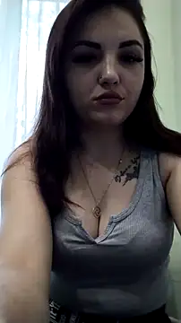 Snapshot of MieaHeldert chatting on 11-19-25, 10:37 MieaHeldert online show from 11-19-25, 10:37