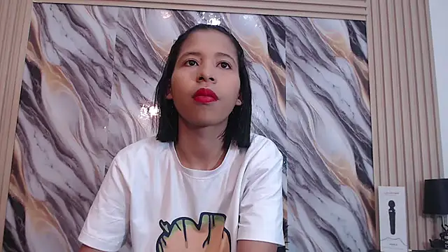 Samantha Fox69  online show from 11-10-25, 05:34