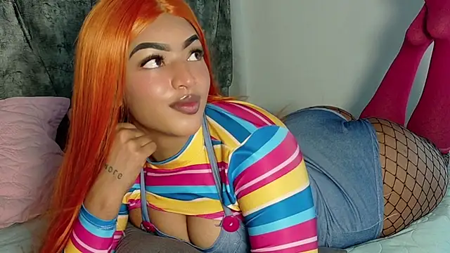 ValeriGallardo17 online show from 10-31-25, 08:54