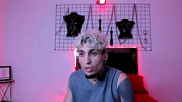 kasandrandliam online show from 10-05-25, 03:05
