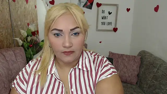 laleska montenegro online show from 10-17-25, 05:32