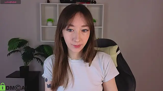 Miche1le Allenne online show from 04-15-26, 01:12