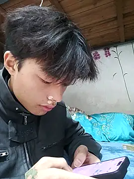 Snapshot of junjun1189 chatting on 11-08-25, 12:55 junjun1189 online show from 11-08-25, 12:55