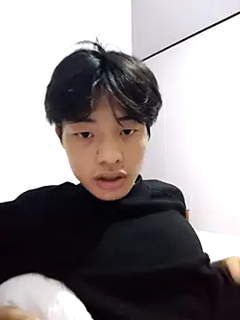 Snapshot of junjun1189 chatting on 05-21-26, 04:03 junjun1189 online show from 05-21-26, 04:03