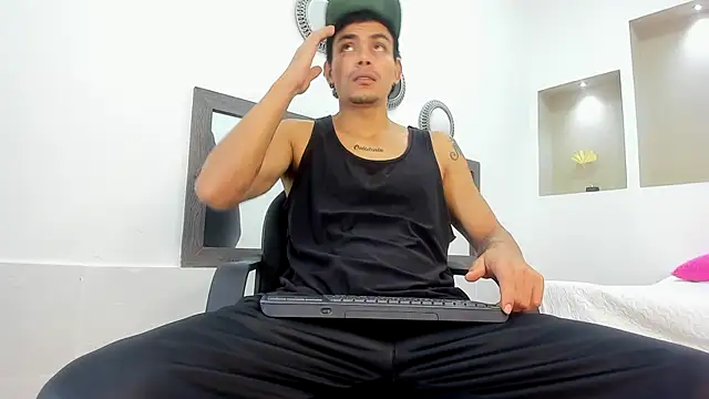 Tommy kurtt online show from 10-30-25, 02:29