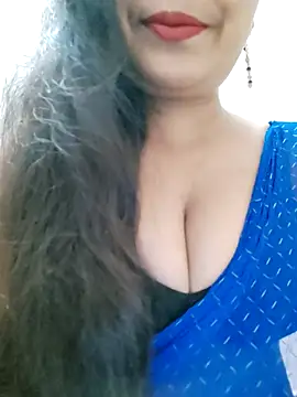 Sofia-ex online show from 10-29-25, 07:43