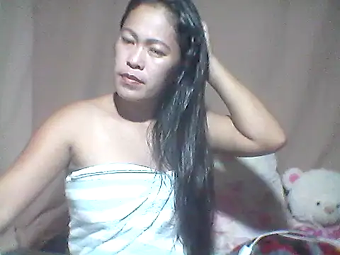 Snapshot of 66pineapple chatting on 10-21-25, 12:39 66pineapple online show from 10-21-25, 12:39