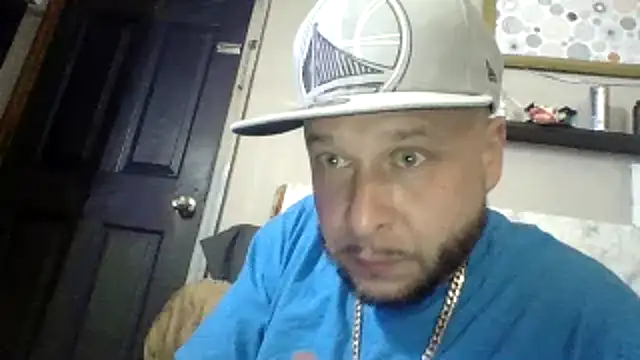 Snapshot of Xstumpy chatting on 04-11-26, 08:18 Xstumpy online show from 04-11-26, 08:18