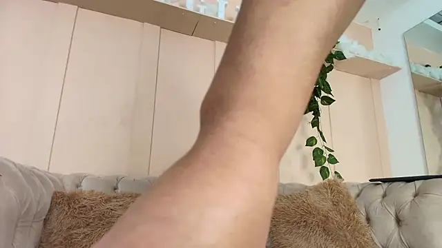 lorena rubio online show from 10-27-25, 12:09