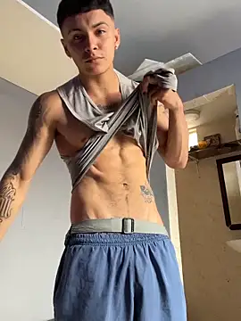 Leo santoro online show from 09-27-25, 03:06